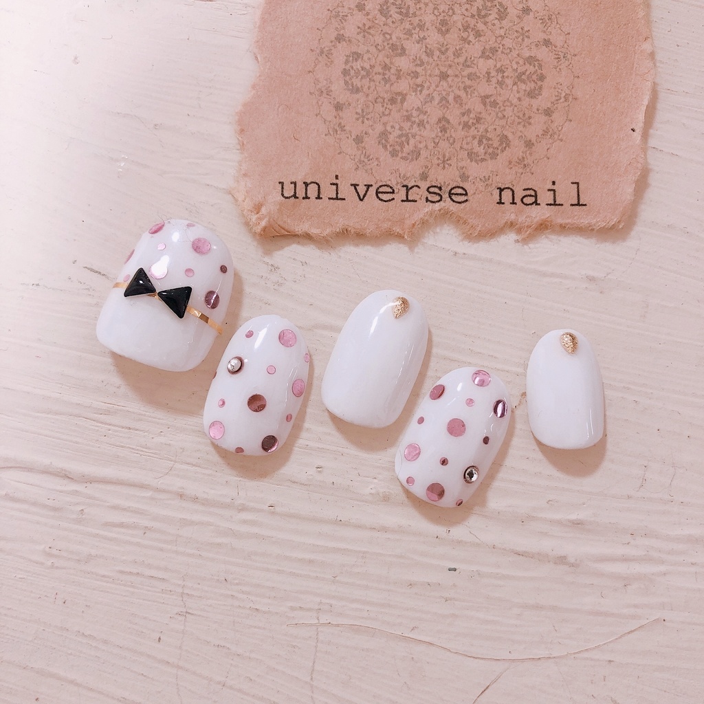 03 水玉 ホワイト ネイル Universe Nail Booth