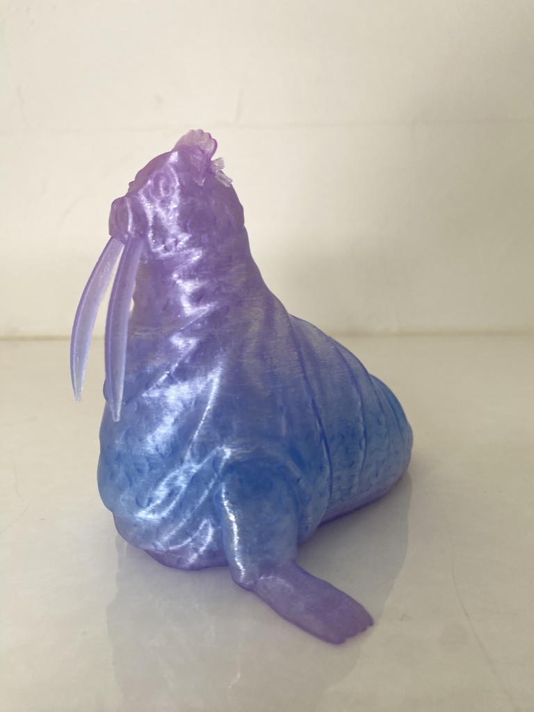 ヘッドドレスをつけたセイウチのマルチスタンド|3Dプリントデータ(STL)