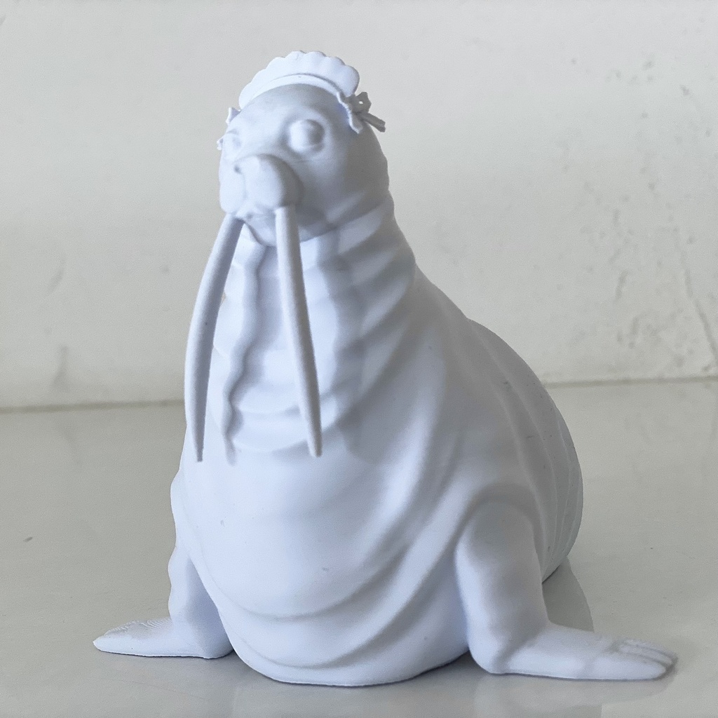 ヘッドドレスをつけたセイウチのマルチスタンド|3Dプリントデータ(STL)