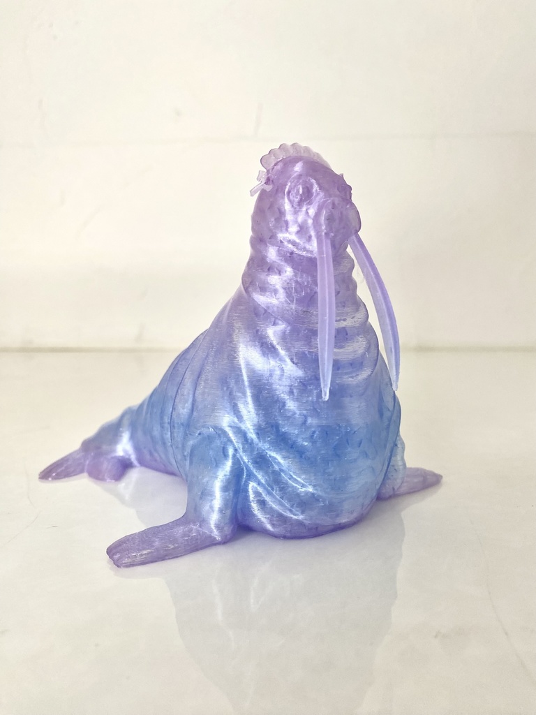 ヘッドドレスをつけたセイウチのマルチスタンド|3Dプリントデータ(STL)