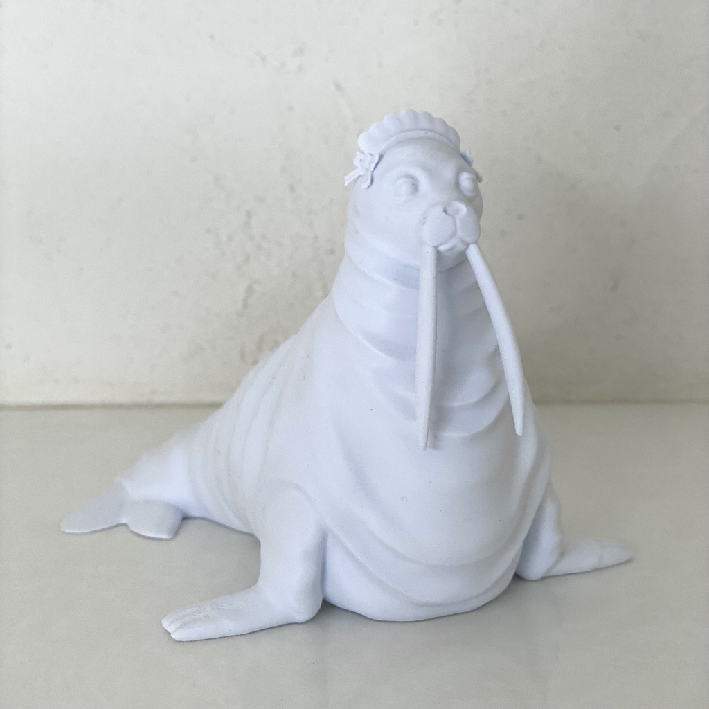 ヘッドドレスをつけたセイウチのマルチスタンド|3Dプリントデータ(STL)