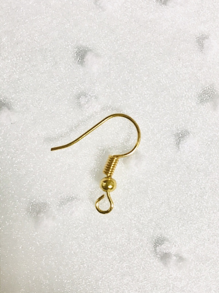 【SALE】ハンドメイド:キラキラオレンジ色の木の実イヤリング