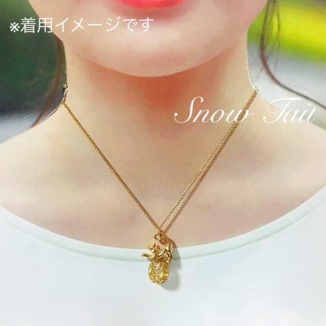 ハンドメイド:猫の玉乗りネックレス