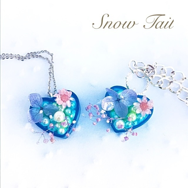 ハンドメイド:クリアハートのチャーム(青)