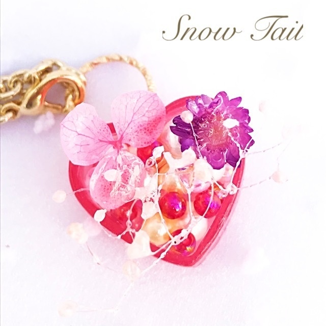 ハンドメイド:クリアハートのチャーム(赤)