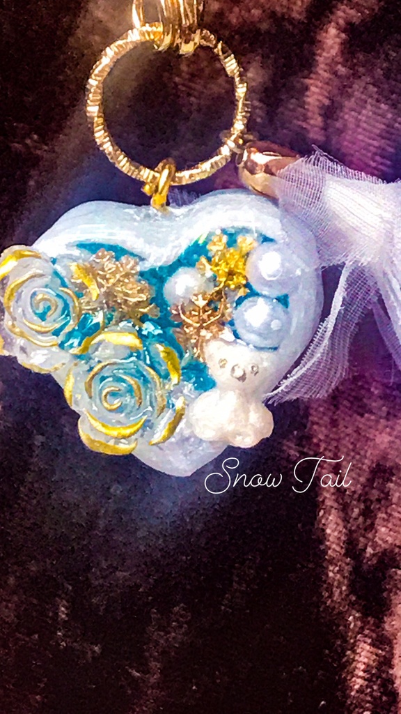 【SALE】ハンドメイド:ハートの冬空チャーム