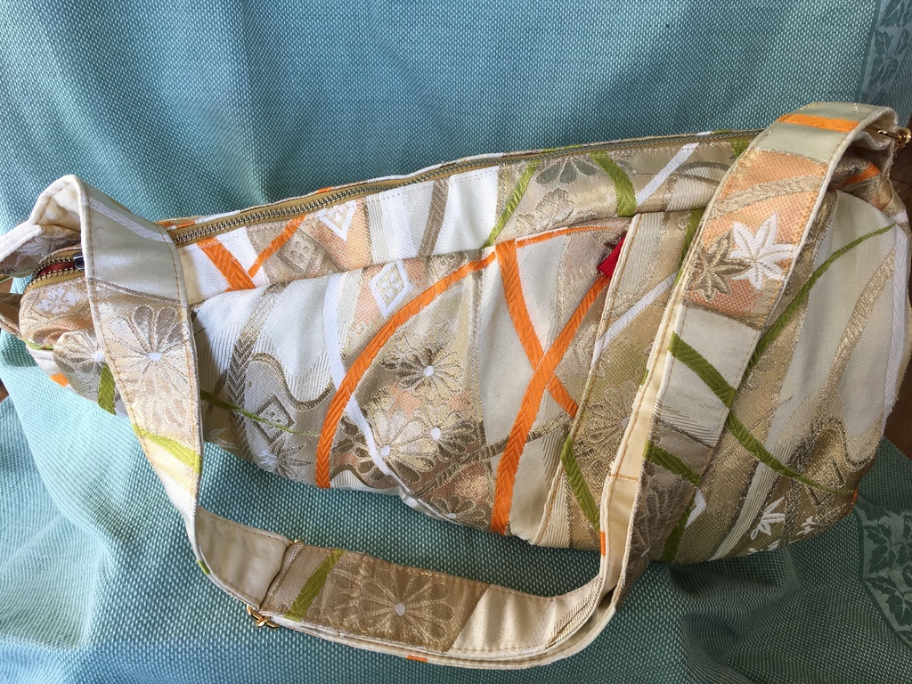 金糸帯雫バッグ