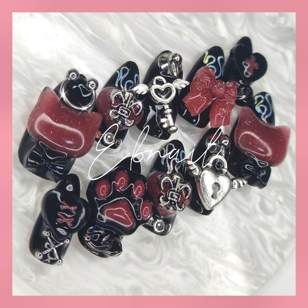 ネイルチップ 地雷系 量産型 サブカル ガーリー 天使界隈 韓国 病カワ ゴテゴテ シズニルック