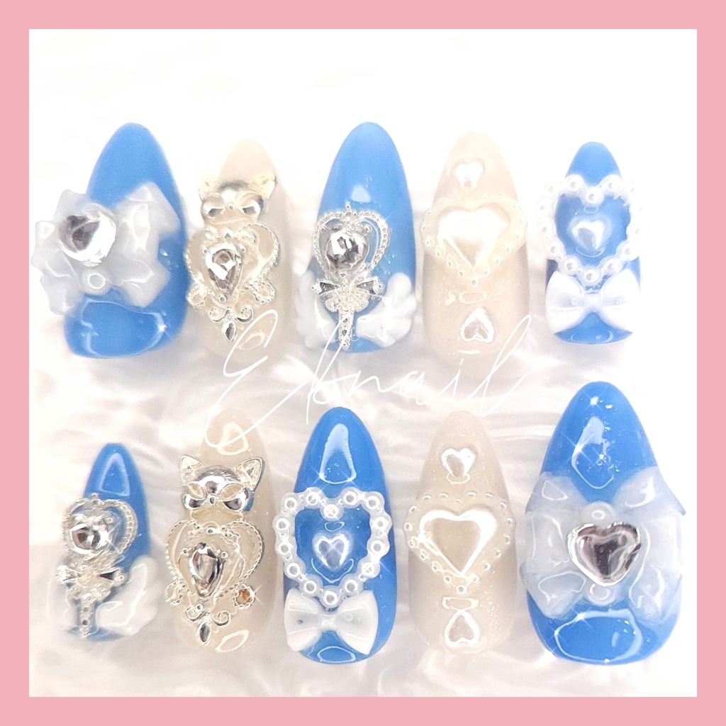 【現品】ネイルチップ ミディアムアーモンド 量産型 地雷系 天使界隈 サブカル 韓国 ハート リボン ラメ