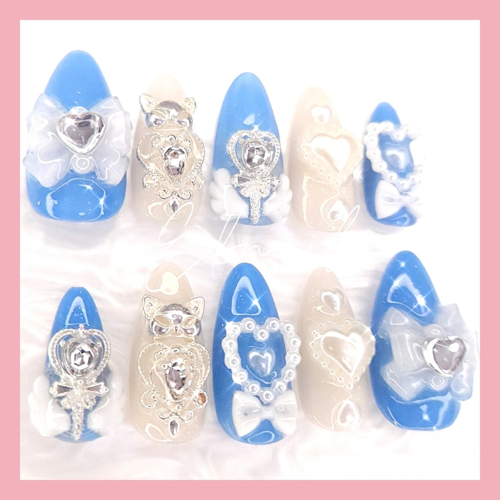 【現品】ネイルチップ ミディアムアーモンド 量産型 地雷系 天使界隈 サブカル 韓国 ハート リボン ラメ