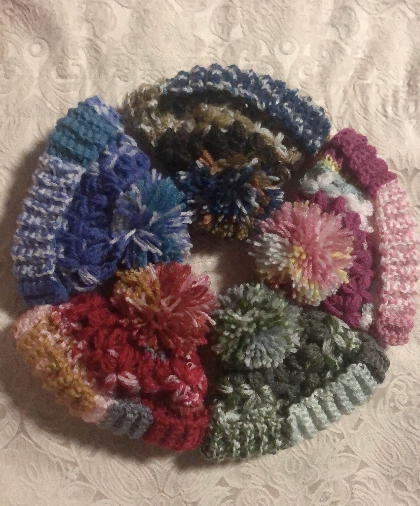 お花のぽんぽんニット帽(春夏秋冬シリーズ)ふわコロりんサイズ