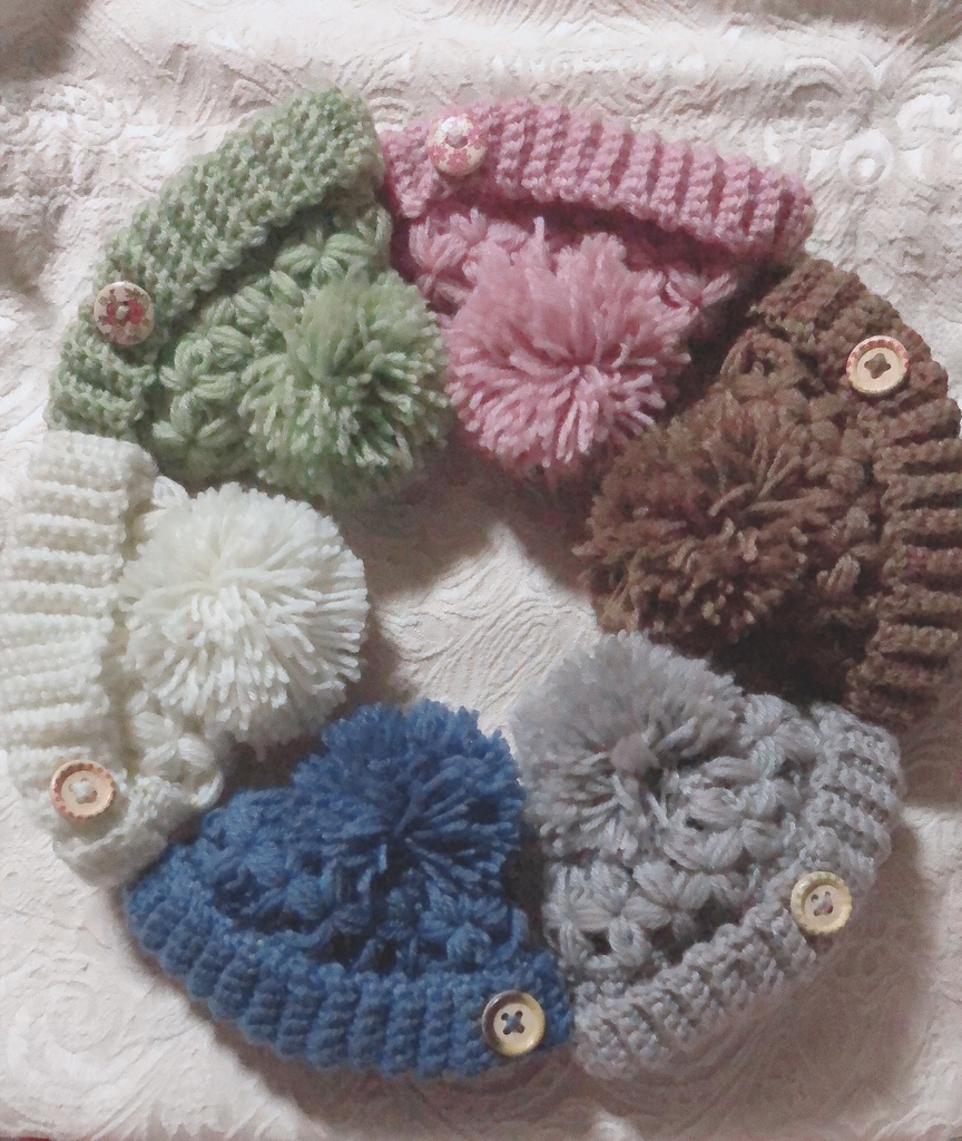 お花のぽんぽんニット帽(シンプルカラー)ふわコロりんサイズ