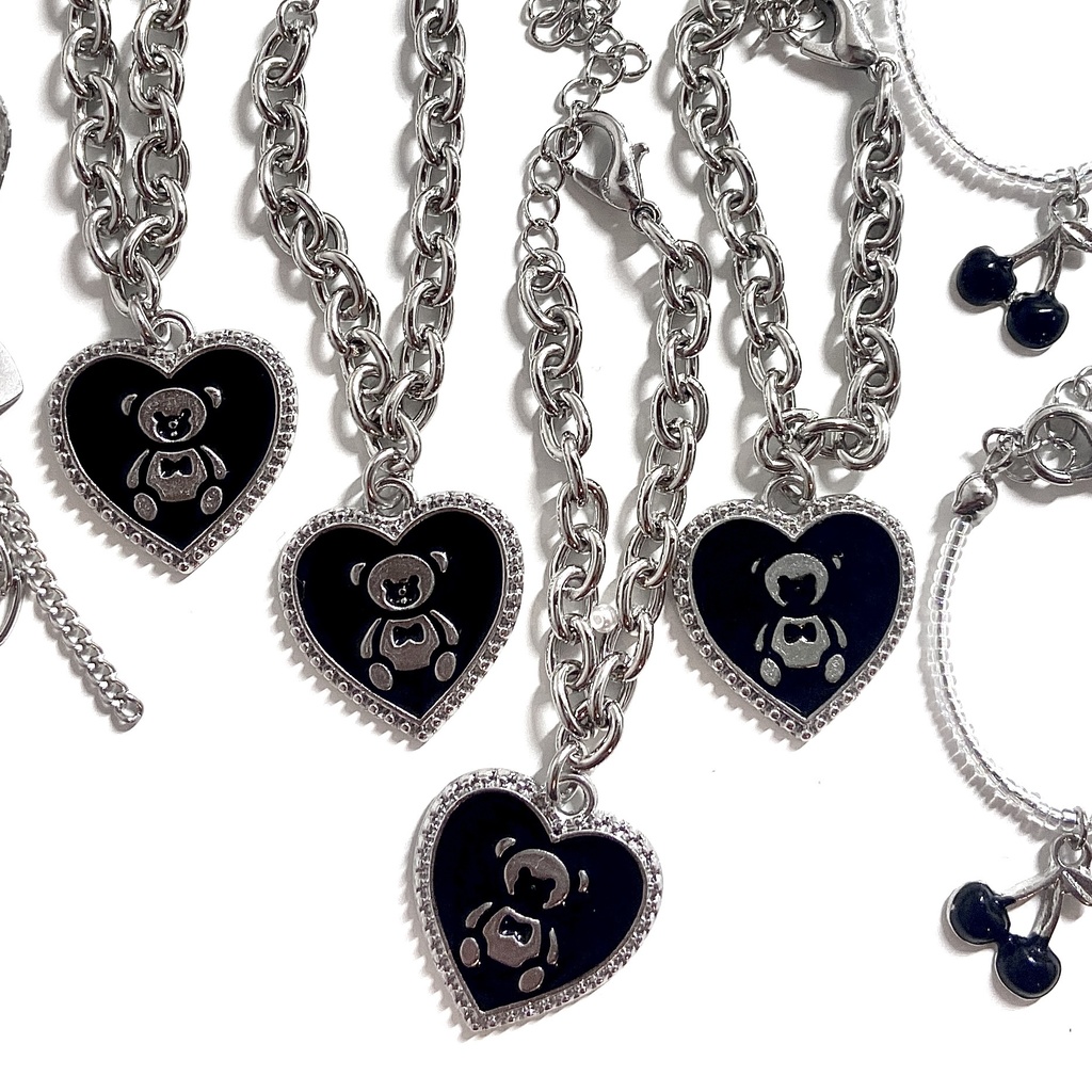 暗黒テディベア🧸のネックレス🖤