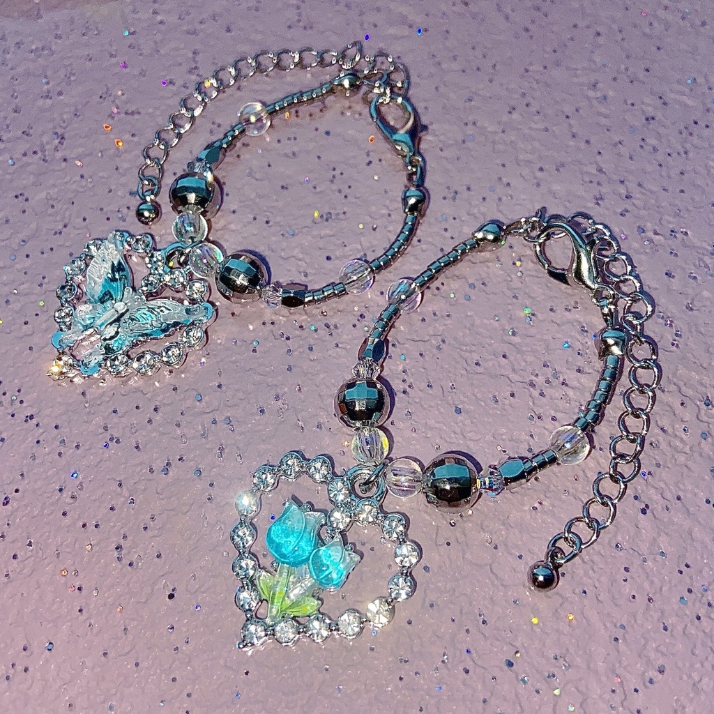 🦋ブルーチューリップと蝶のぬいネックレス🌷