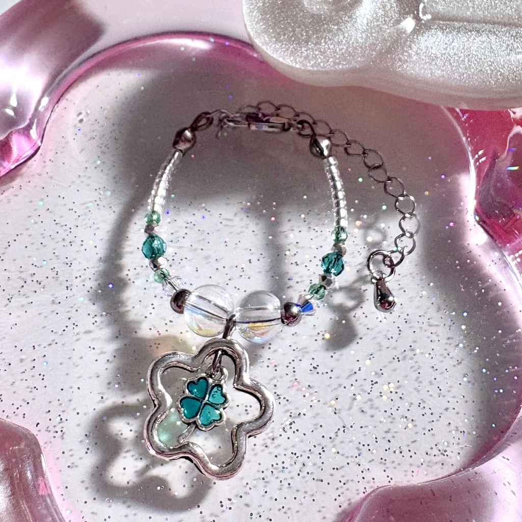 ゆらゆらクローバー🍀ぬいネックレス