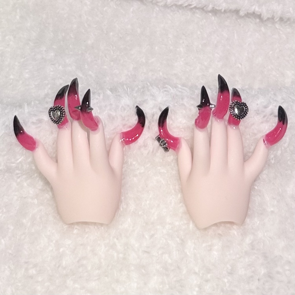 【MDDネイルハンド】悪魔のツノネイル_ピンク_セミホワ