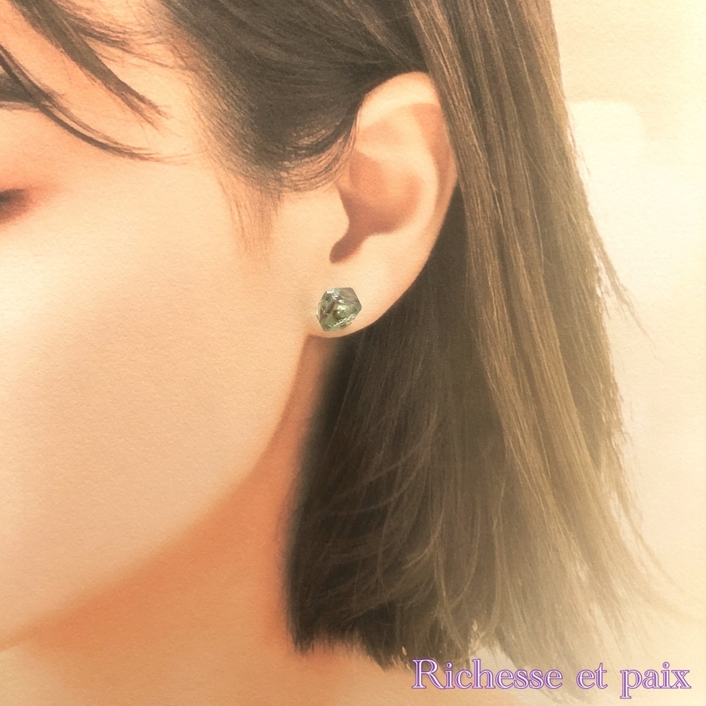 《セット》フローライトのスタッドピアス/グリーン系【即納】