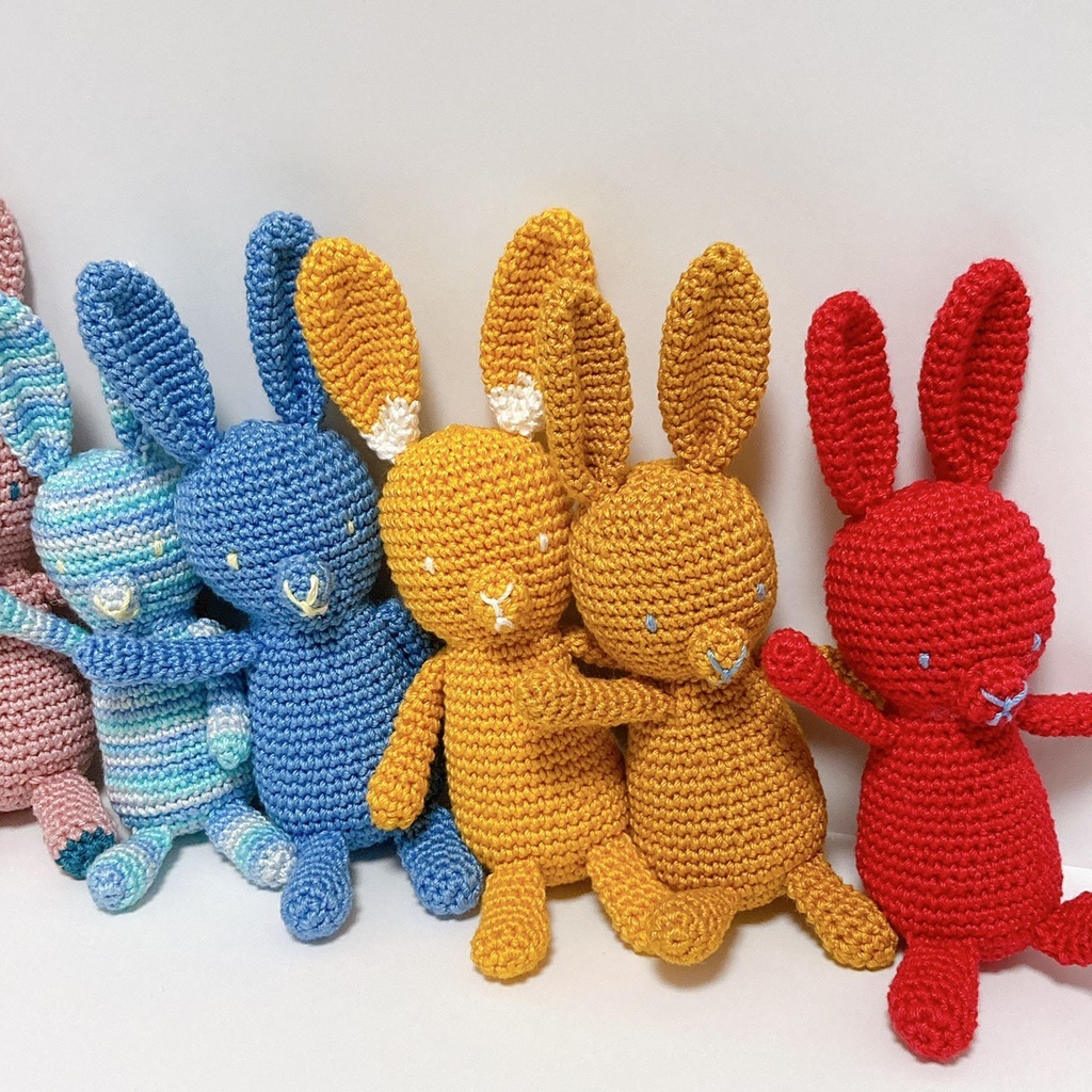 【ツイステイメージ】うさぎのあみぐるみキーホルダー