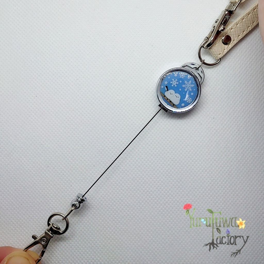 雪の妖精リールストラップ