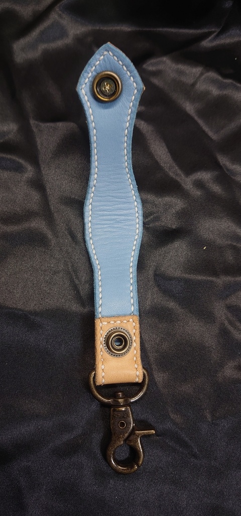 オールドコインコンチョのレザーキーホルダー A