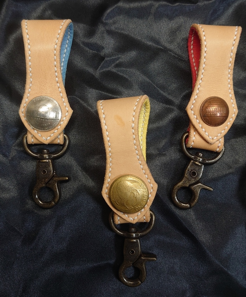 オールドコインコンチョのレザーキーホルダー A