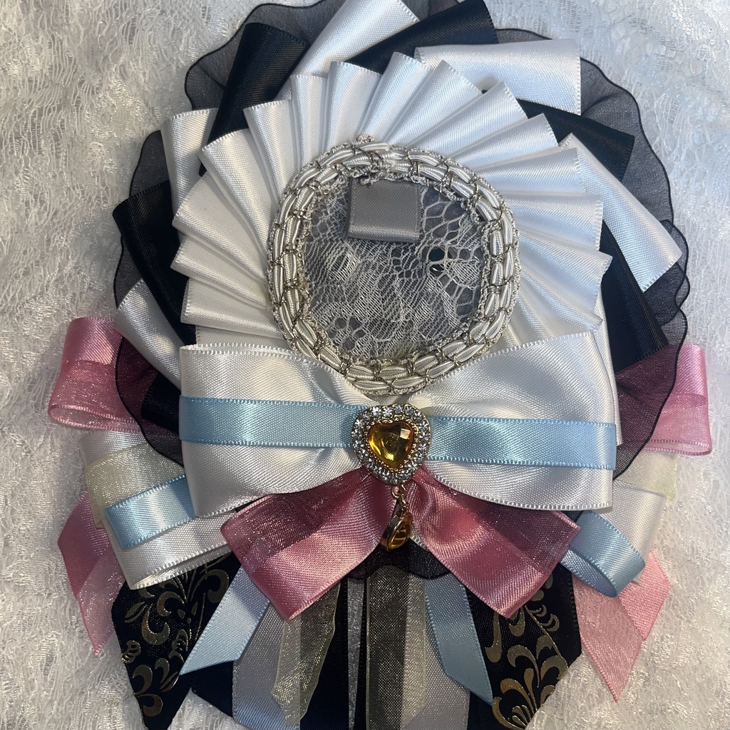 銀城サイネイメージ ロゼット 52-55缶（72-75缶も着用可能） 推し活