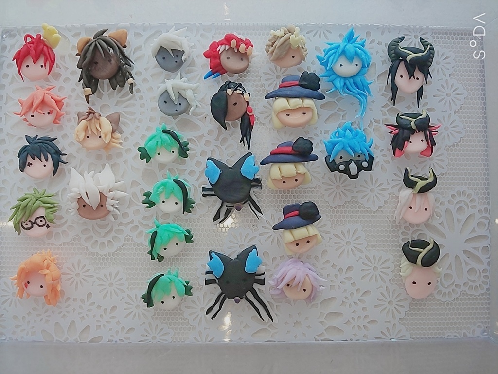 twstイメージケーキチャーム