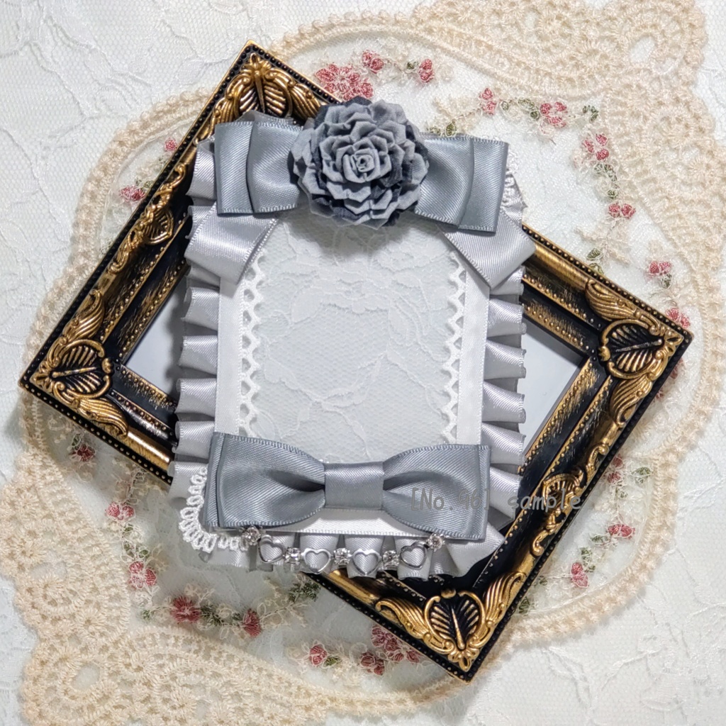 ［96］B8　薔薇の硬質デコケース(灰)