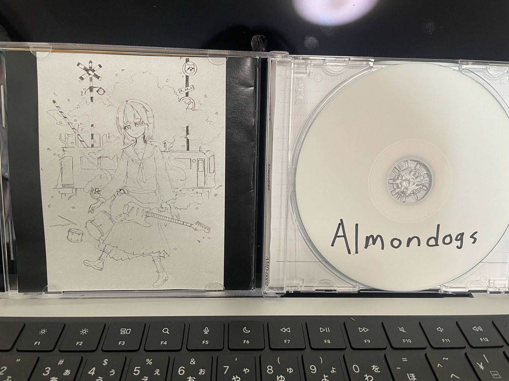 【CD】「Almondogs」【1st Full Album】