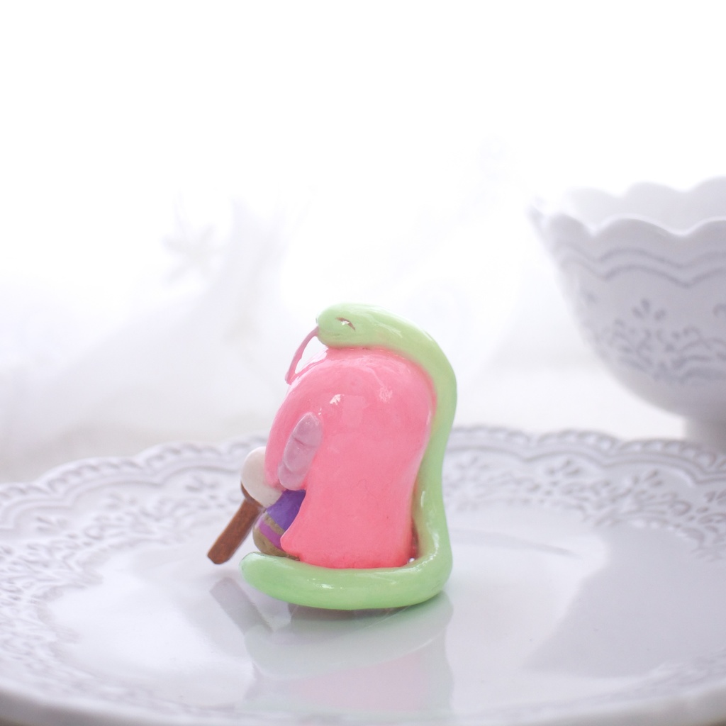 ねんどのなのしちゃん〜へびつかい〜