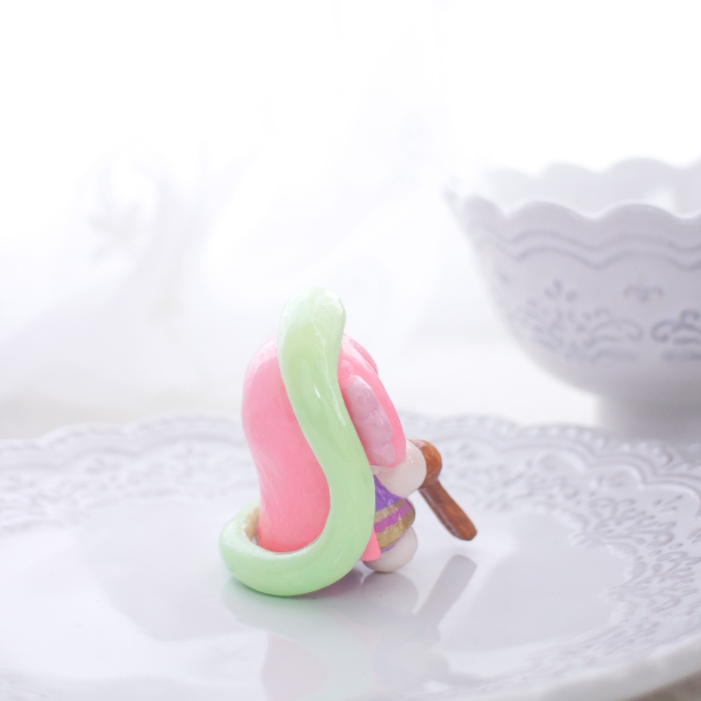 ねんどのなのしちゃん〜へびつかい〜