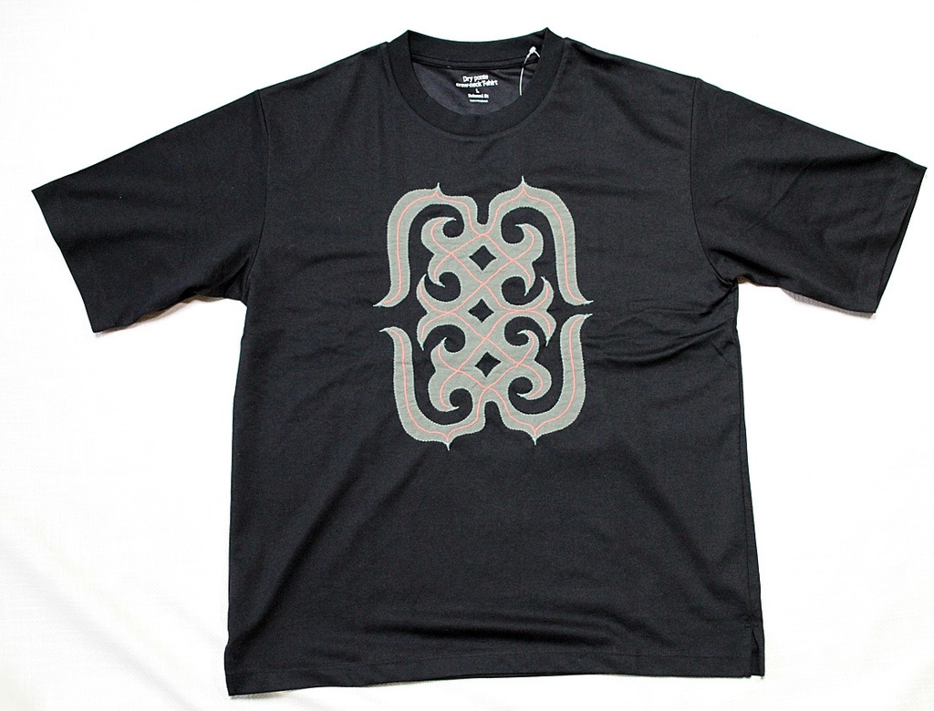 tl02 アイヌ文様刺しゅう Tシャツ