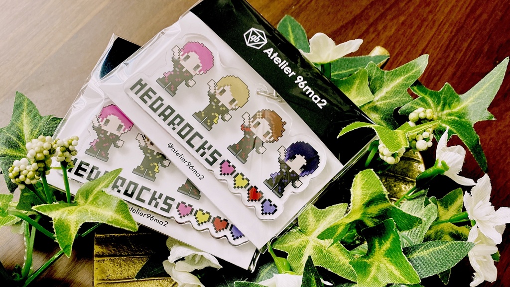 MEDAROCKS ドット絵アクリルキーホルダー
