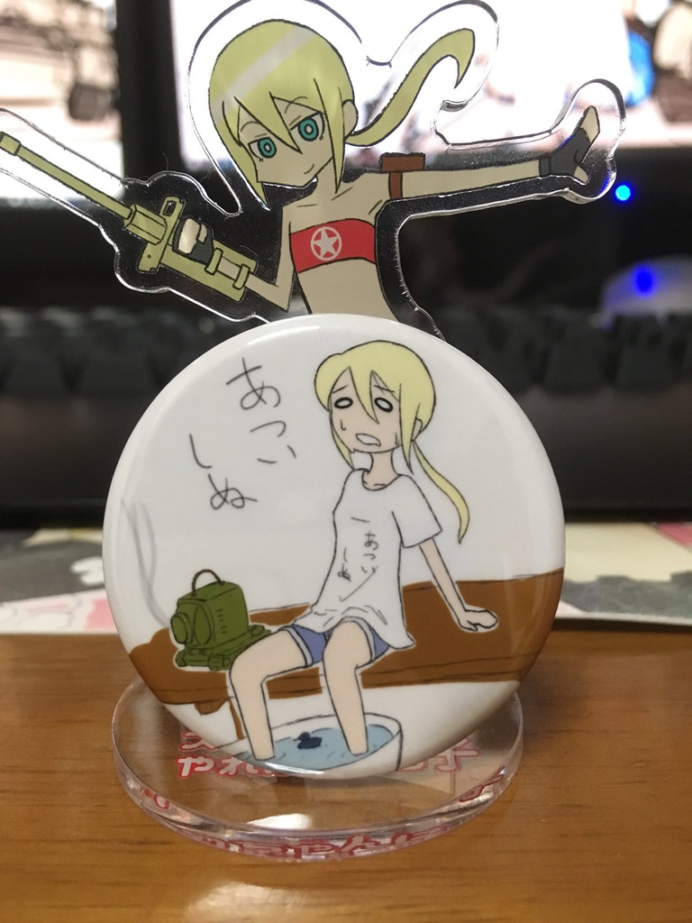 スコちゃんあついしぬ缶バッジ