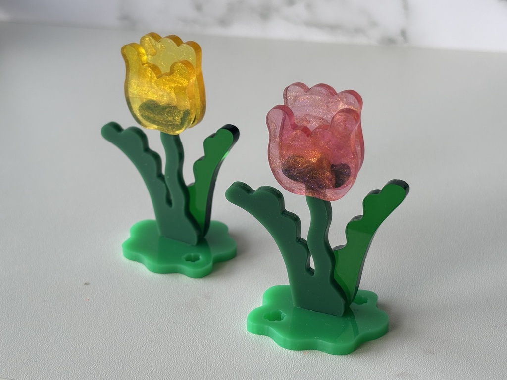 チューリップのアクリルスタンド