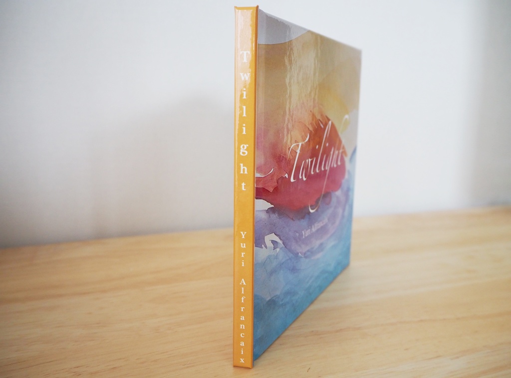 Yuri Alfrancaix 2ndアルバム「Twilight」(絵本型CD)【匿名配送】