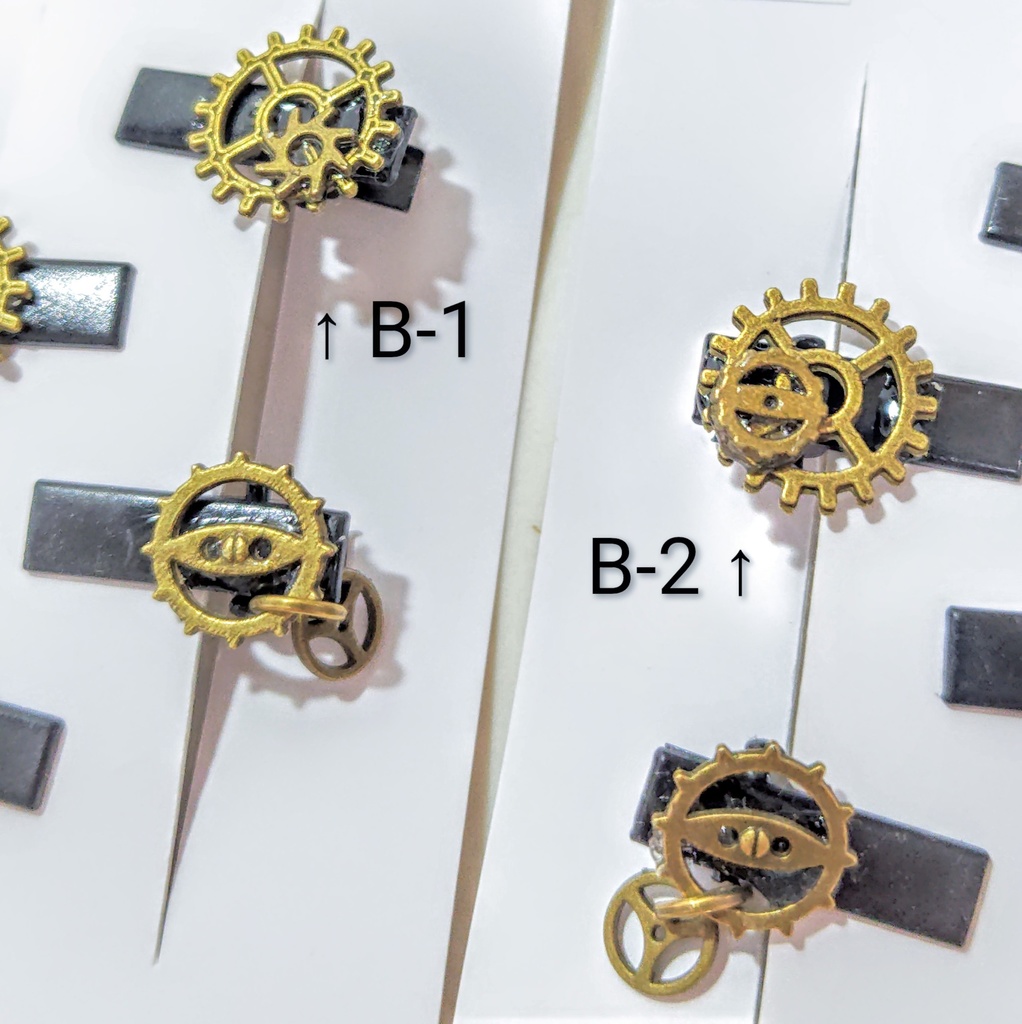 【ドール用】歯車のミニヘアピン*2種類*アンティークゴールド