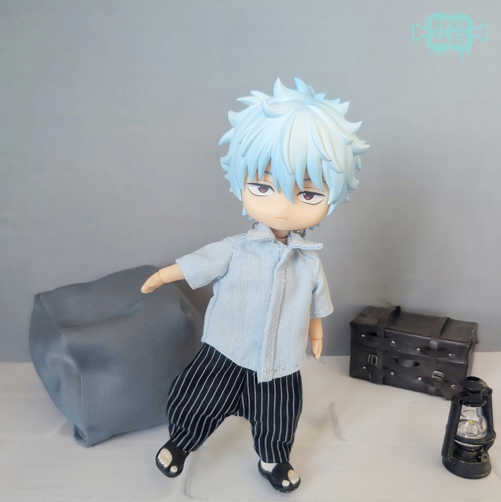 ピンストライプのメンズサルエルパンツ