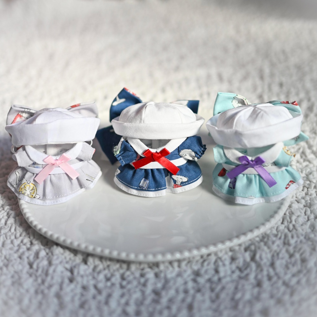 レトロなセーラーワンピース
