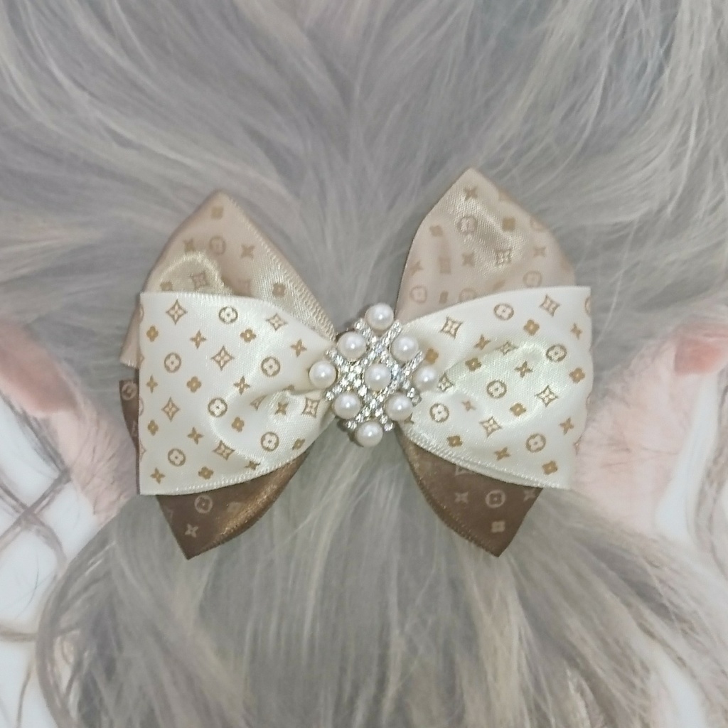 モノグラムポニーフック