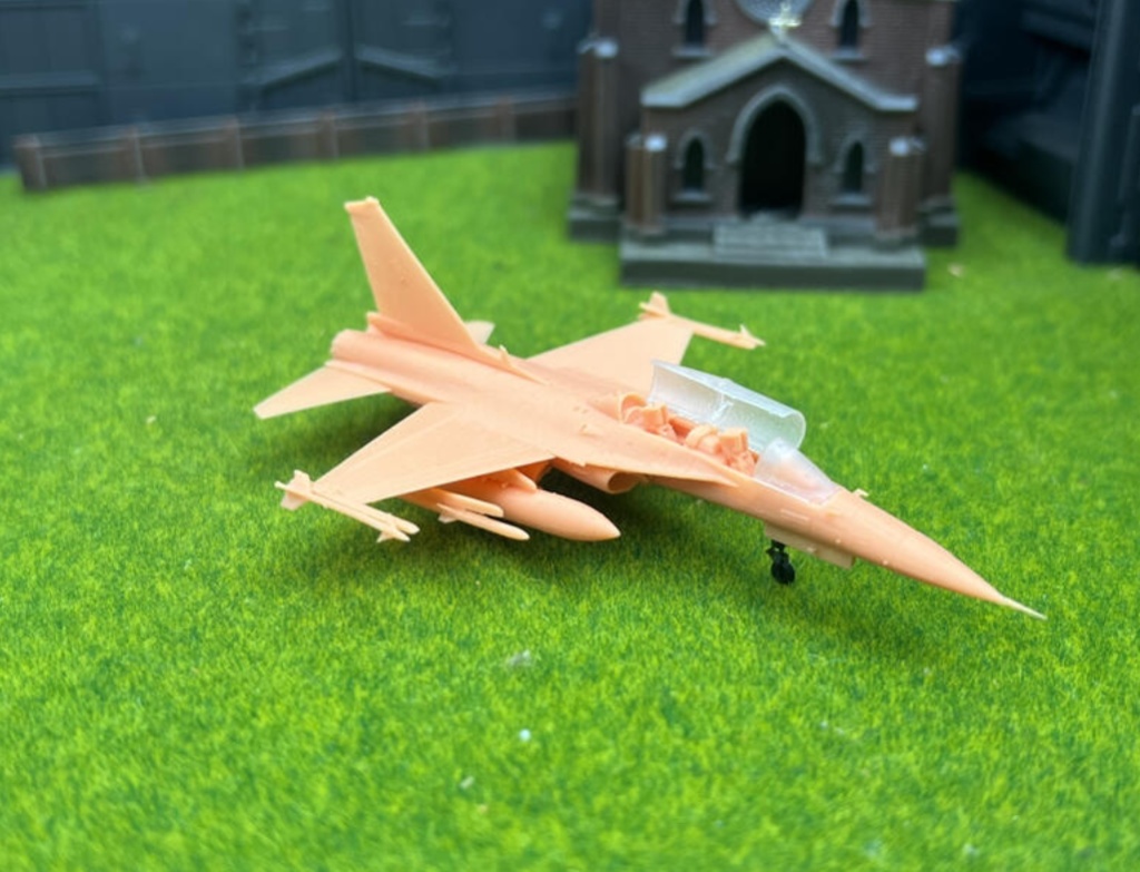 1/144 F-CK-1D チンクォ 複座型戦闘機 含む水転写デカール