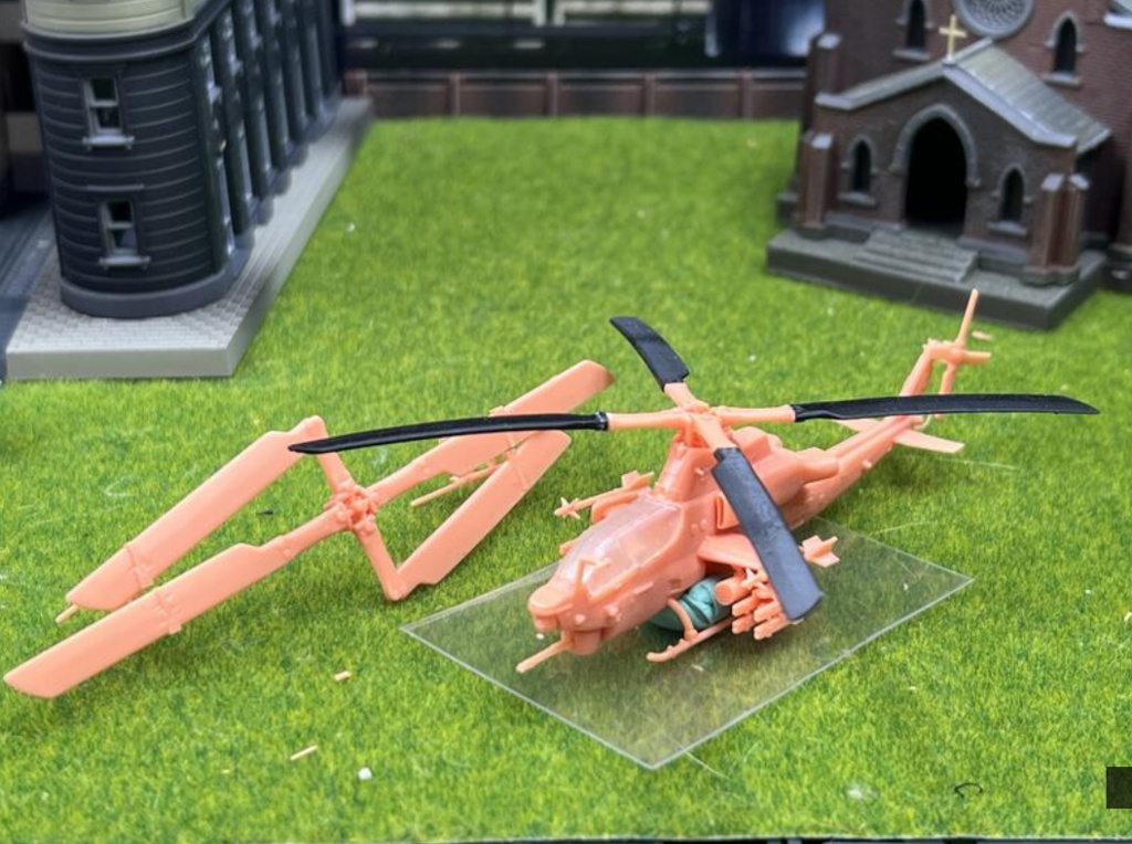 NO.1383 1/144 AH-1Z Viper 攻撃ヘリコプター