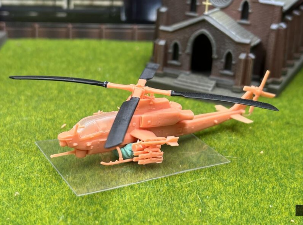 NO.1383 1/144 AH-1Z Viper 攻撃ヘリコプター