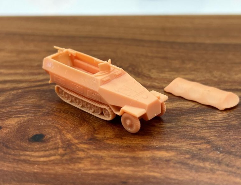 NO.1446 1/144 sd.kfz251/1 Ausf-D 装甲兵員輸送車