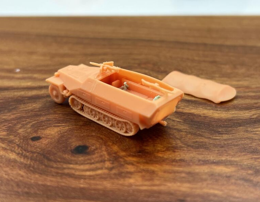 NO.1446 1/144 sd.kfz251/1 Ausf-D 装甲兵員輸送車