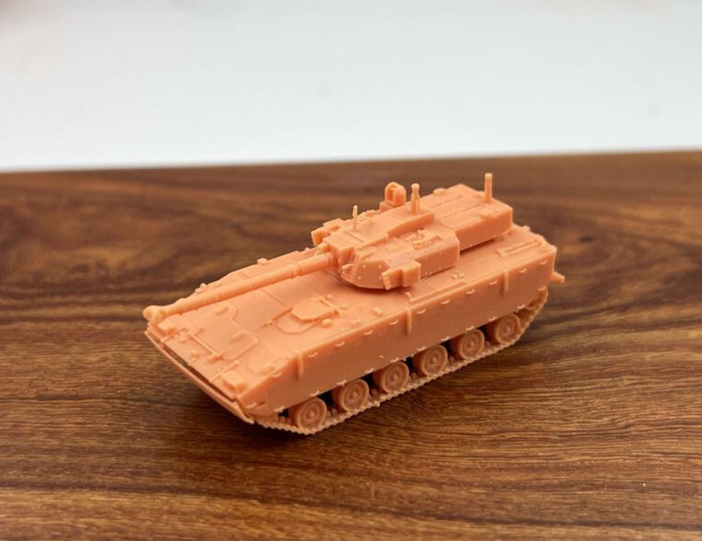 NO.1434 1/144 K21 105 軽戦車