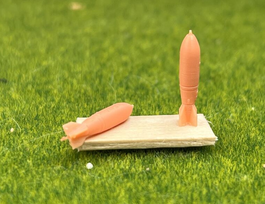 NO.1402 1/144 MK-117 爆弾 12枚