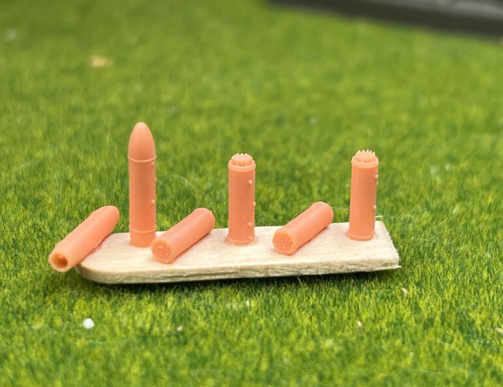 1398 1/144 LAU-3/A rocket launcher