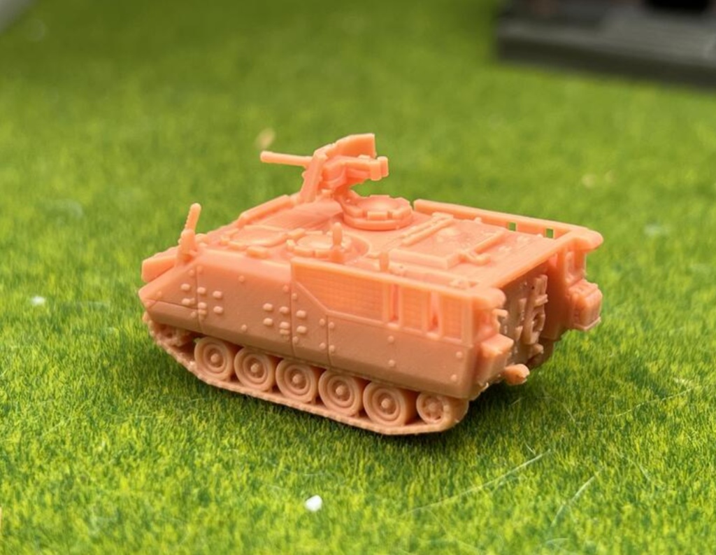 1353 1/144 YPR-765 PRCO-C1 後期型 歩兵戦闘車