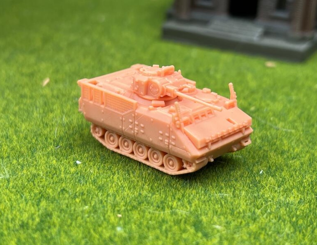 1351 1/144 YPR-765 PRCO-B 25mm砲塔 歩兵戦闘車 後期型